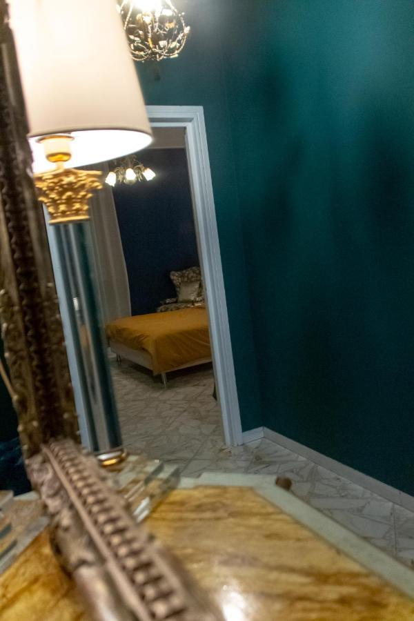 Interno 9 Hotel Bari Bagian luar foto